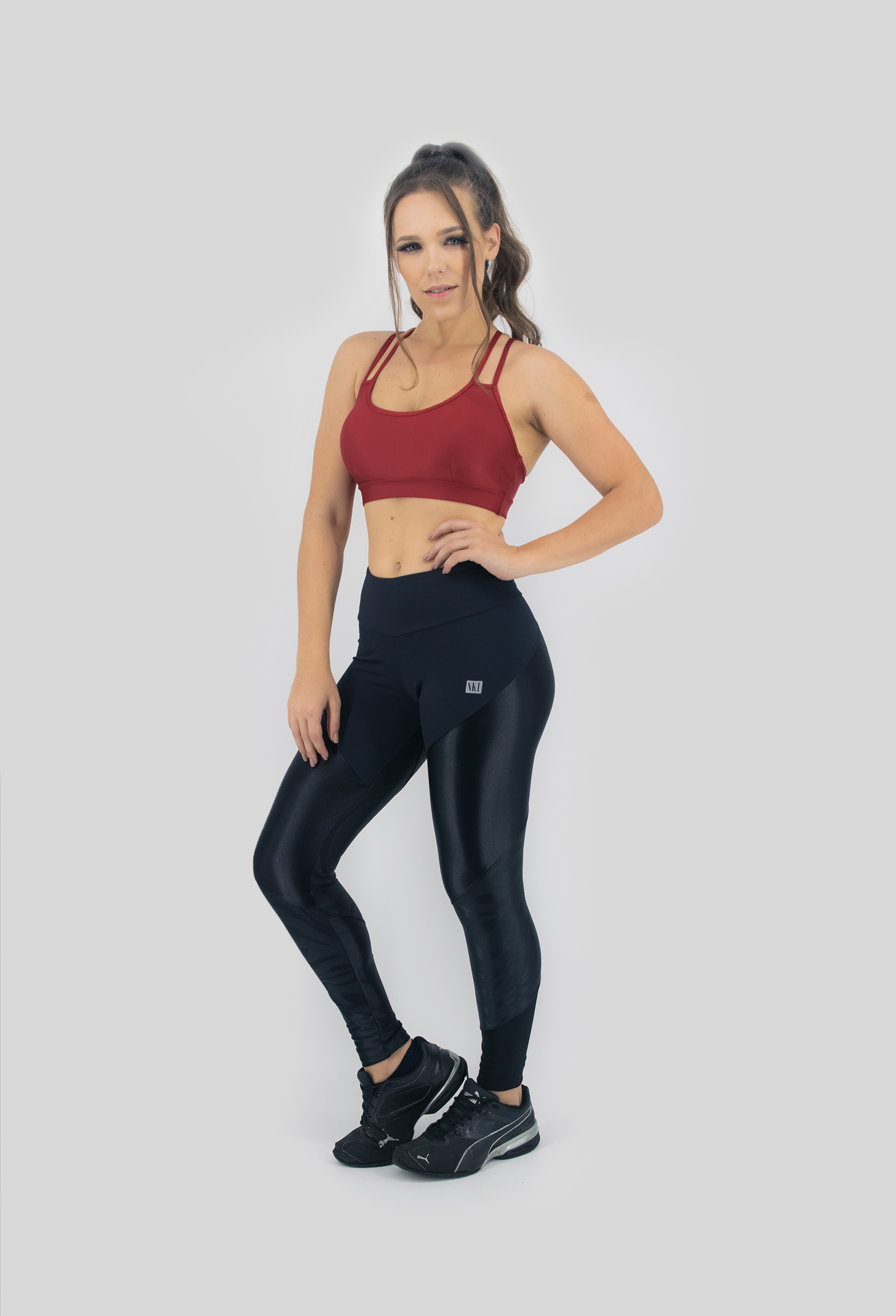 Legging Profusion Preta, Coleção Move Your Body - NKT Fitwear Moda Fitness