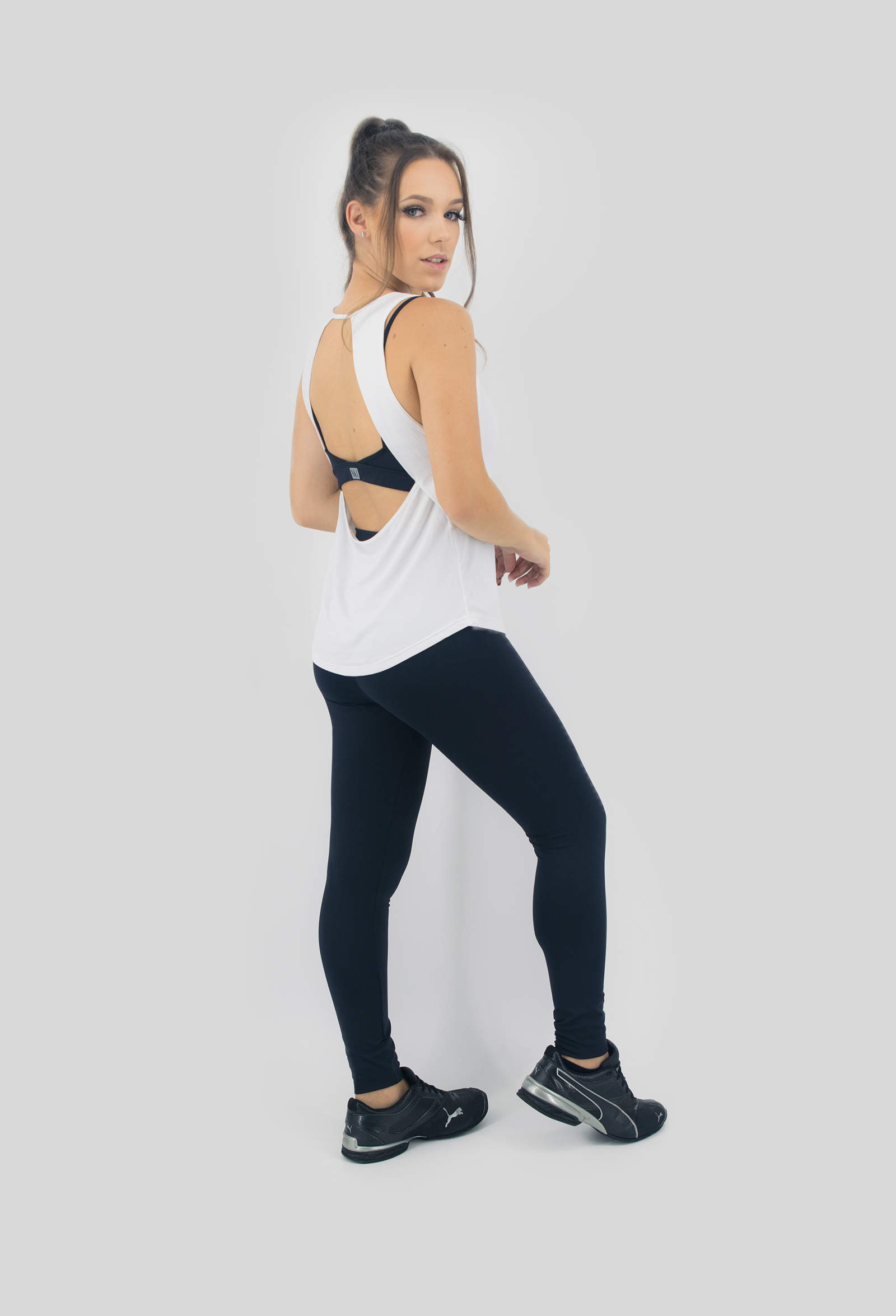 Regata Lux Branca, Coleção Move Your Body - NKT Fitwear Moda Fitness